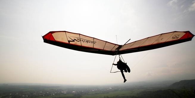 Pelatda Paralayang Jabar Turun di BK PON