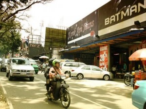 Poles Ikon Wisata Belanja