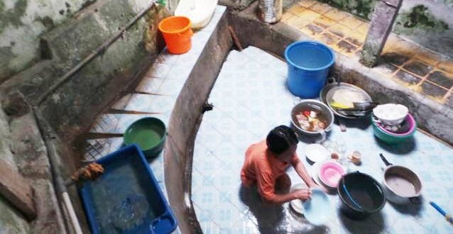 Toilet Dipakai Bareng Warga