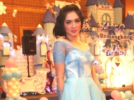 Angel Karamoy 4 Bulan Pisah Ranjang