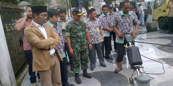 Tahun Depan, 10 Ruas Jalan Akan Gunakan Granit