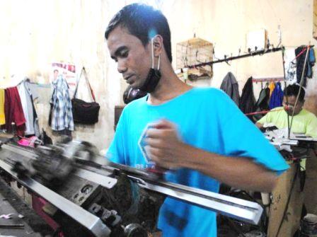 Bisnis Rajutan Butuh Suntikan Modal