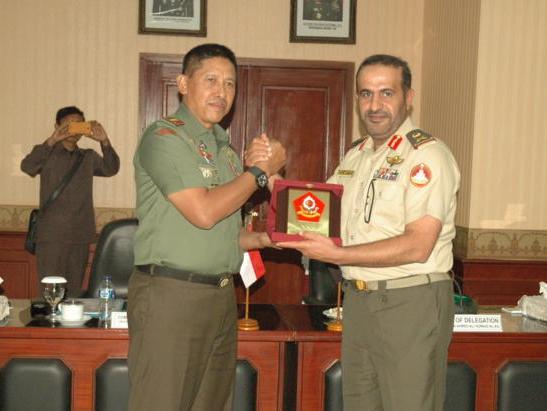 Delegasi Militer Uni Emirat Arab Sambangi Sesko TNI