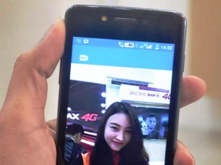 Andromax-E2 Smartphone Layak dengan Kemampuan Banyak