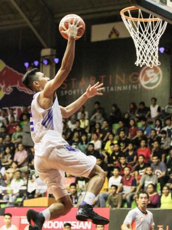JNE Bandung Utama Dilanda Badai Cedera