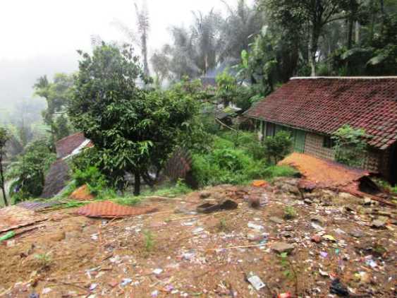 Pergeseran Tanah di Kampung Dengkeung, BPBD Tunggu Kajian Geologi