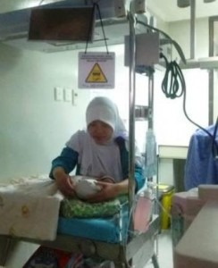 Segera Pisahkan Bayi Kembar Siam