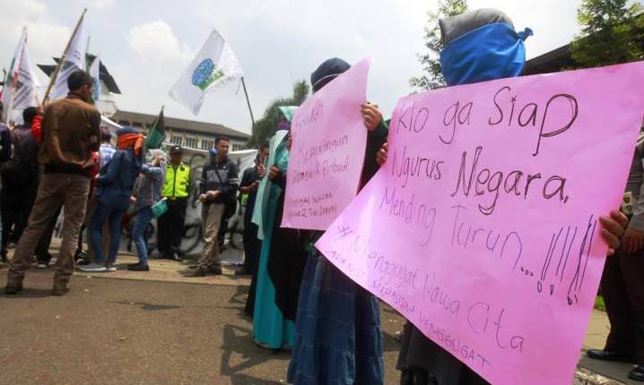 2 Tahun Jokowi-JK Diwarnai Demo