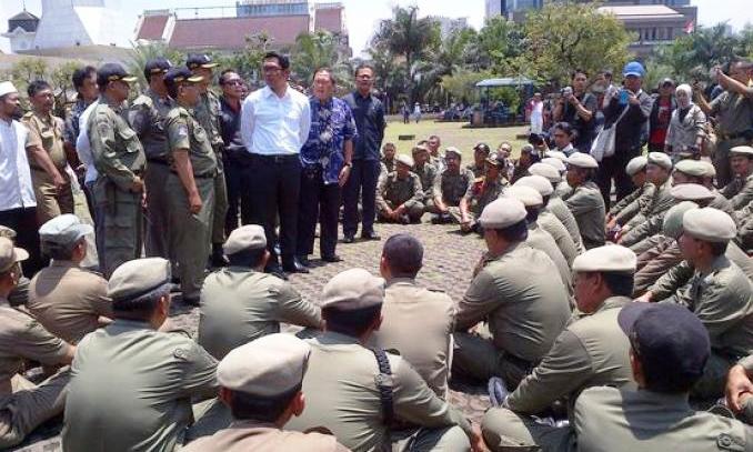 Rekrut 500 Penjaga Keamanan Malam