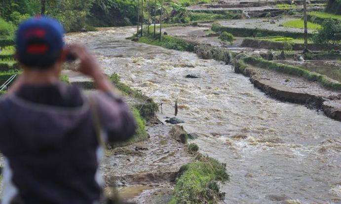 Rendam Ratusan Rumah, Warga Kabupaten Bandung Bosan Kebanjiran