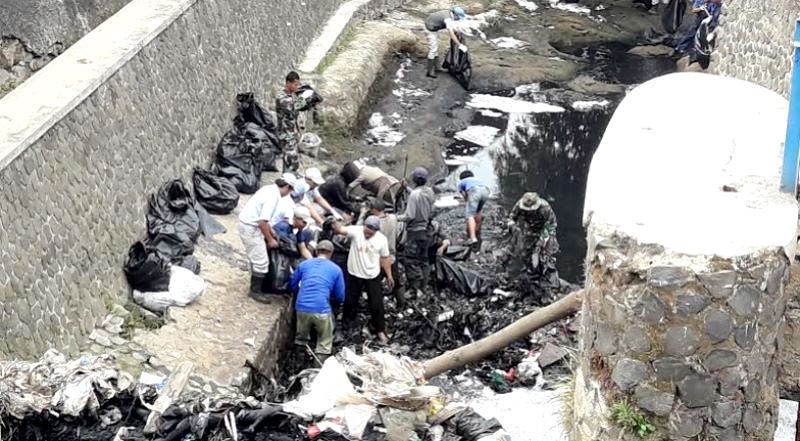 PT Nissimbo Buang Limbah Lumpur