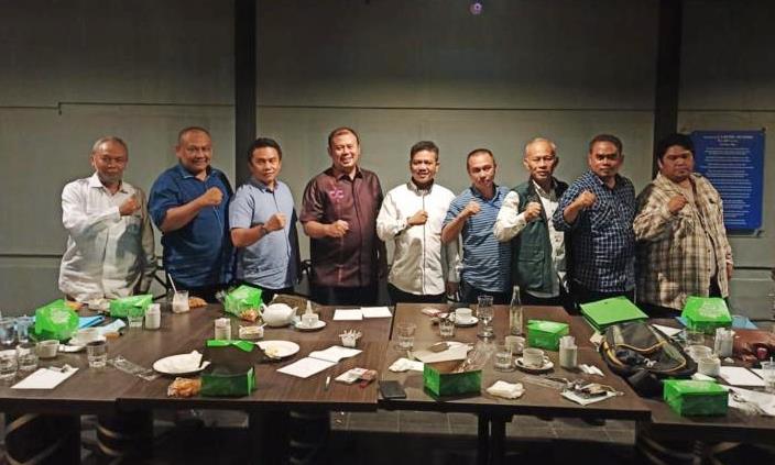 Isu Koalisi Tiga Partai Retak