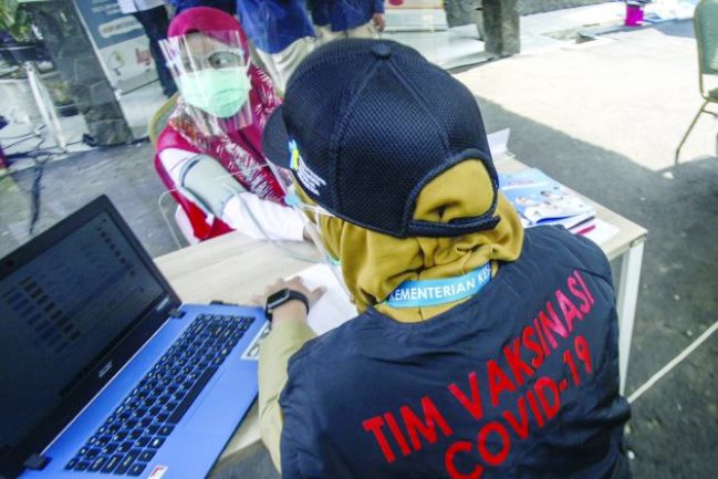 Vaksin Tunggu Izin BPOM-Fatwa MUI