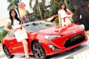 Tekan Impor Mobil Eropa dan AS