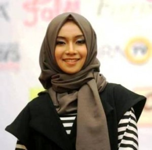 Modeling Bukan Sekedar Hobi