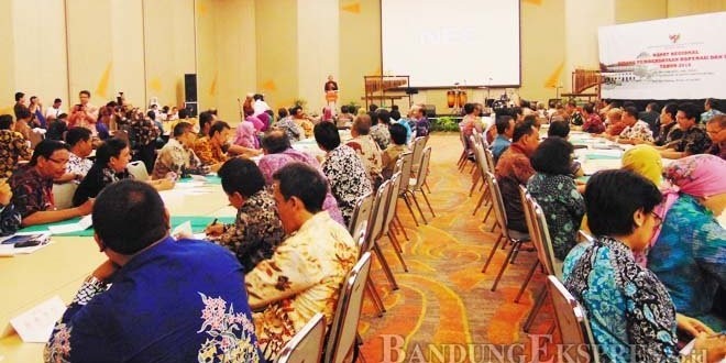 Perketat Pengawasan Simpan Pinjam