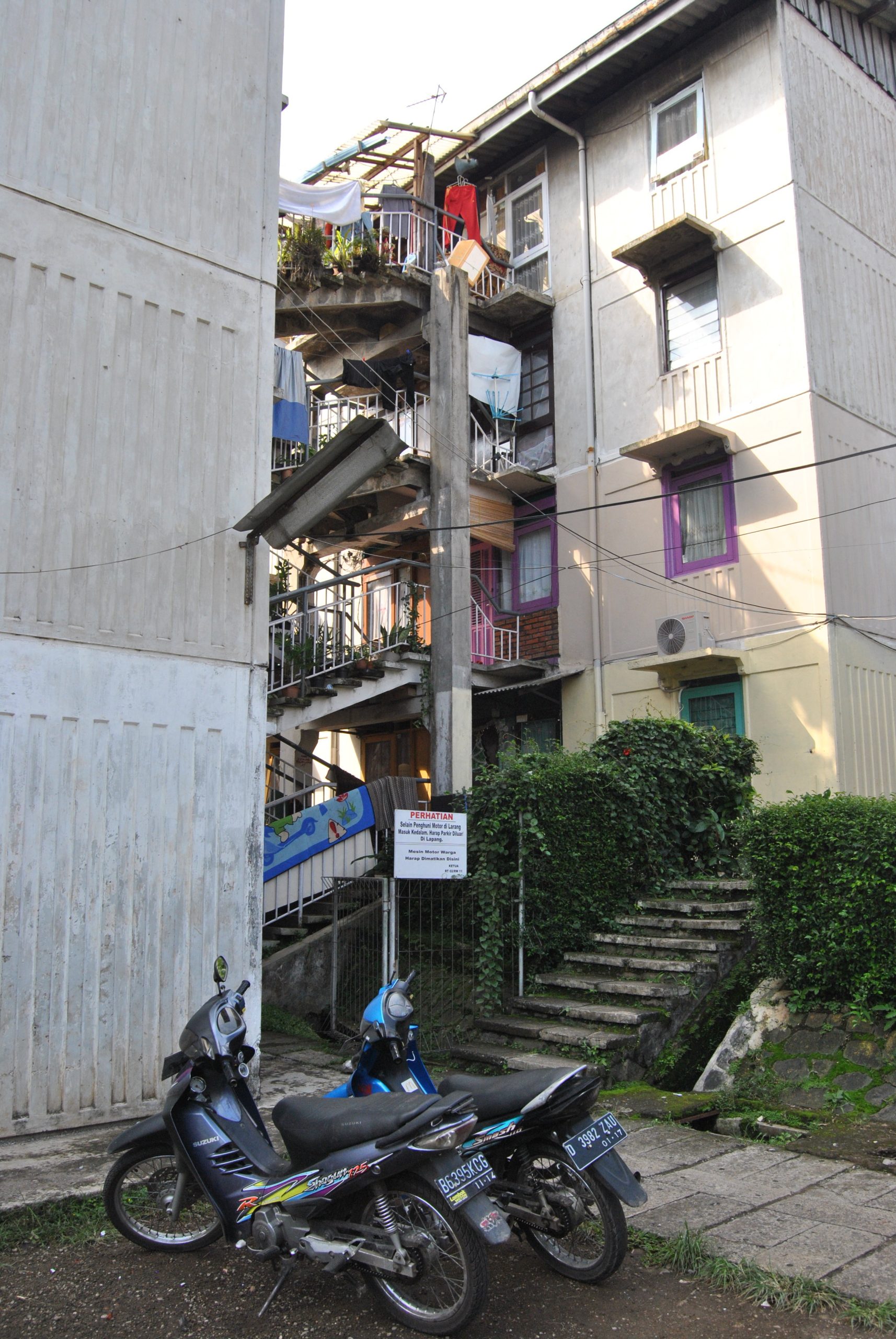 Warga Bantaran Sungai Cikapundung Diberi Sepekan Untuk Berembuk