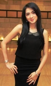 Angel Karamoy Kena Gosip Pisah Ranjang