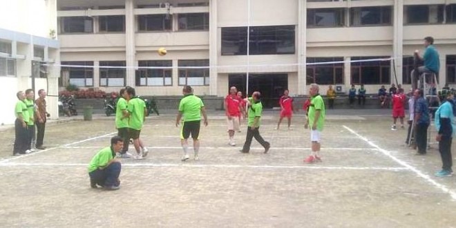 Disdik Jabar Meriahkan HUT RI ke-70