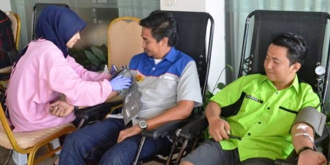 Menjadi Pahlawan dengan Donor Darah