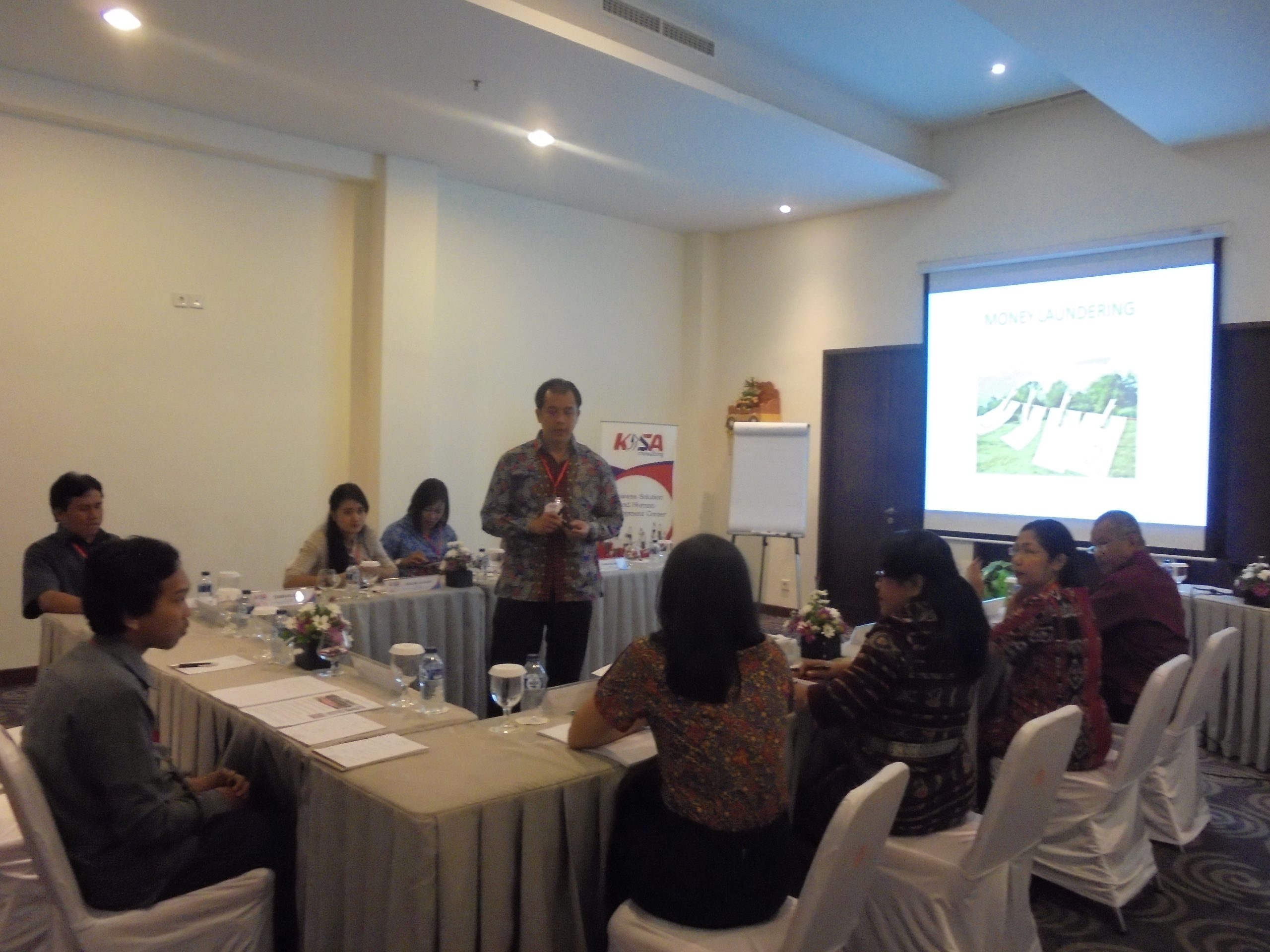 Waspadai Pendanaan Teroris dan Pencucian Uang