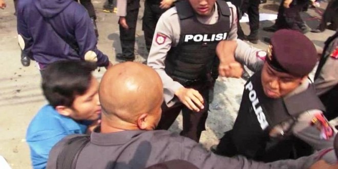 Tak Puas, Aksi Berujung Ricuh