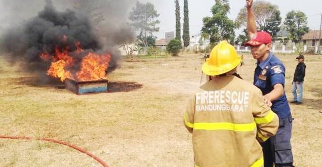 Sigap Atasi Kebakaran