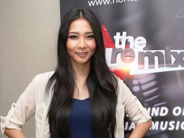 Mey Chan Jajaki Profesi DJ