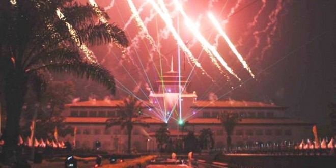 De’ Syukron Sukses, Hut Jabar ke-70 Meriah