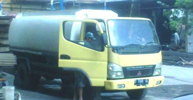 Penjualan Air Diduga Ilegal