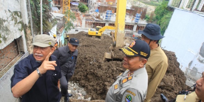 Satpol PP Kewalahan Tertibkan Bangunan Ilegal