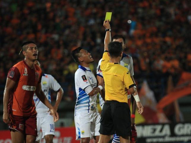 Persib Sulit Bangun Pondasi Tim