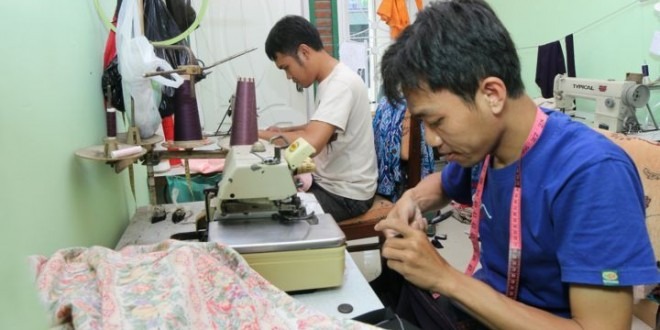 Pilih Konsumsi Produk Lokal