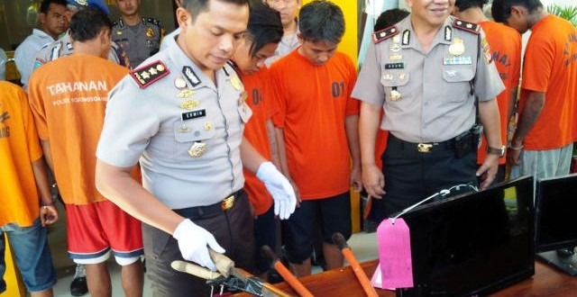 Ringkus Kawanan Curat