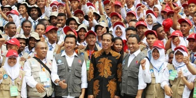 2016, Guru Terima Rapor