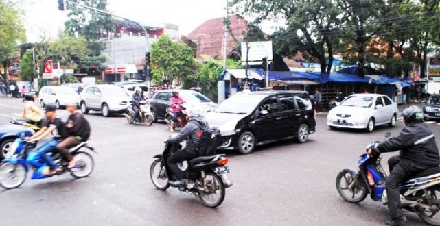 Beberapa Lampu Lalu Lintas Kota Bandung Mati