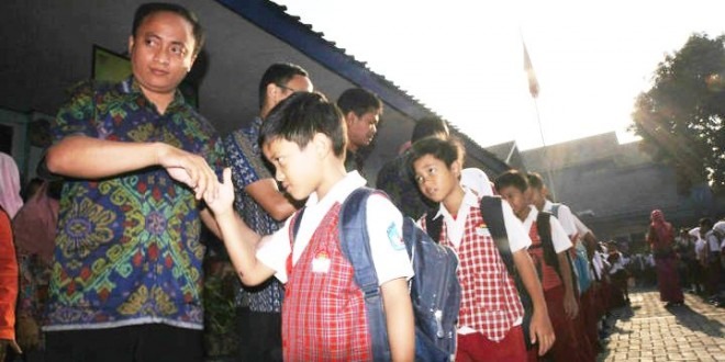 Masih Ada Warga Buta huruf