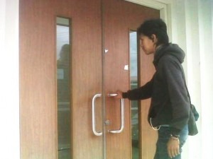 Kantor Setda Kabupaten Bandung Barat Hanya Buka Satu Pintu