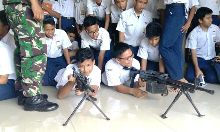 Bangkitkan Semangat Bela Negara Generasi Muda