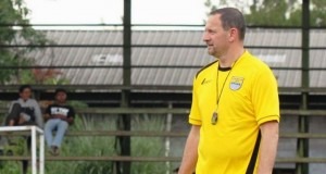 Dejan Masih Berburu Pemain Asing