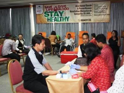 Kumpulkan 100 Labu Darah