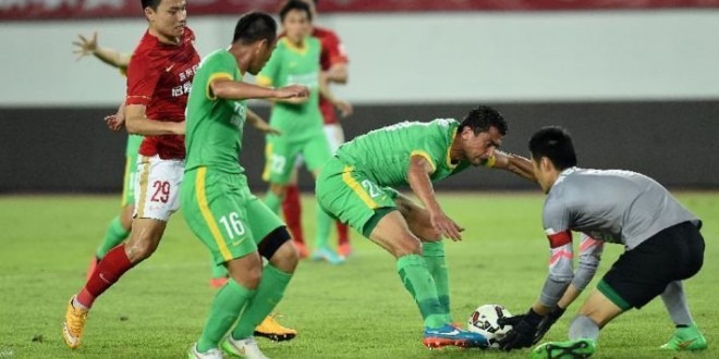 Tiongkok Gembosi Sepakbola Eropa