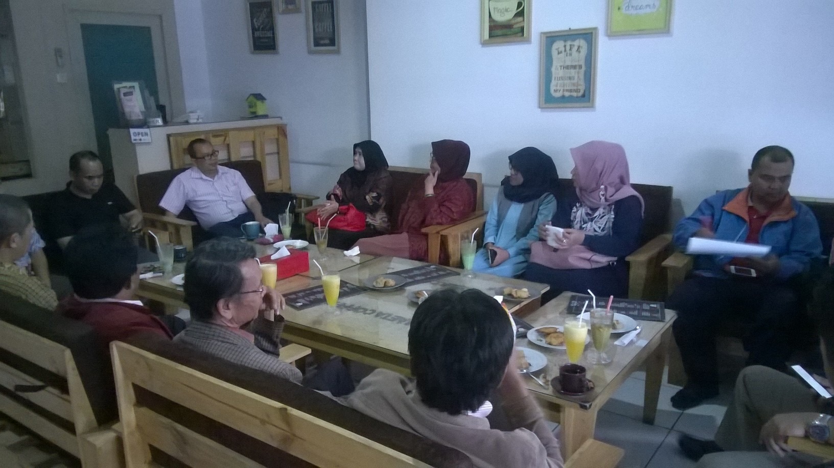 MES Genjot Perkembangan Ekonomi Syariah Di Indonesia