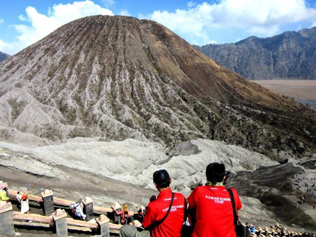 Status Bromo Turun Jadi Waspada