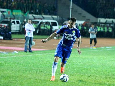 Belencoso Pecahkan Telur