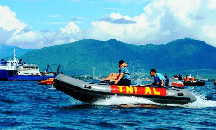 KMP Rafelia II, 76 Selamat 4 Orang Masih Hilang