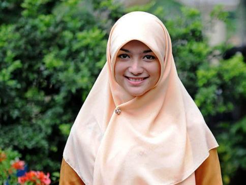 Citra Kirana Setia Menjomblo Demi Karir