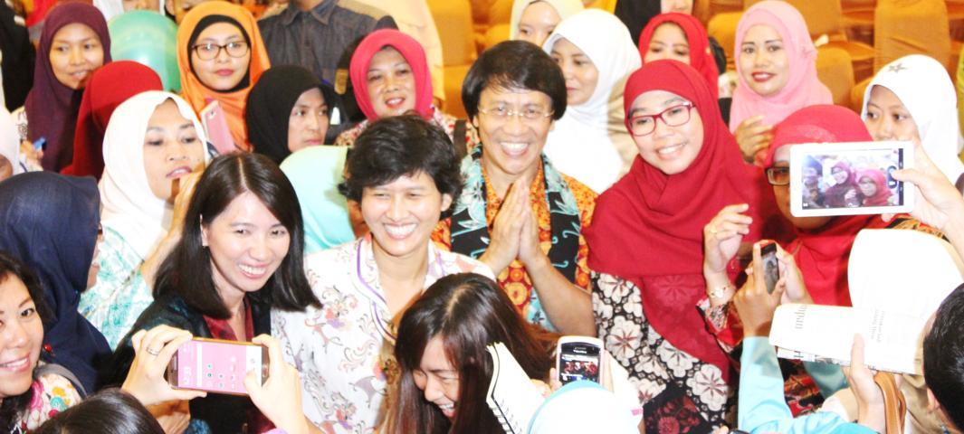 Hj Netty: Kasihi Anak dengan Sepenuh Hati