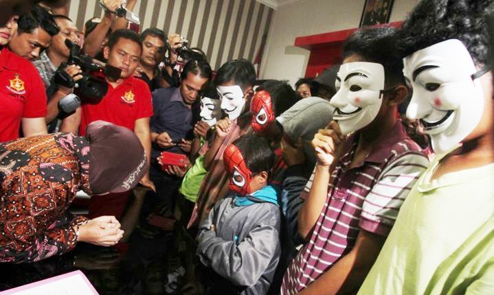 JK: Blokir Situs Porno, Perketat Miras