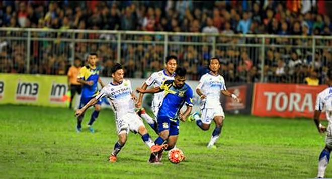 Van Dijk Bisa Jadi Solusi